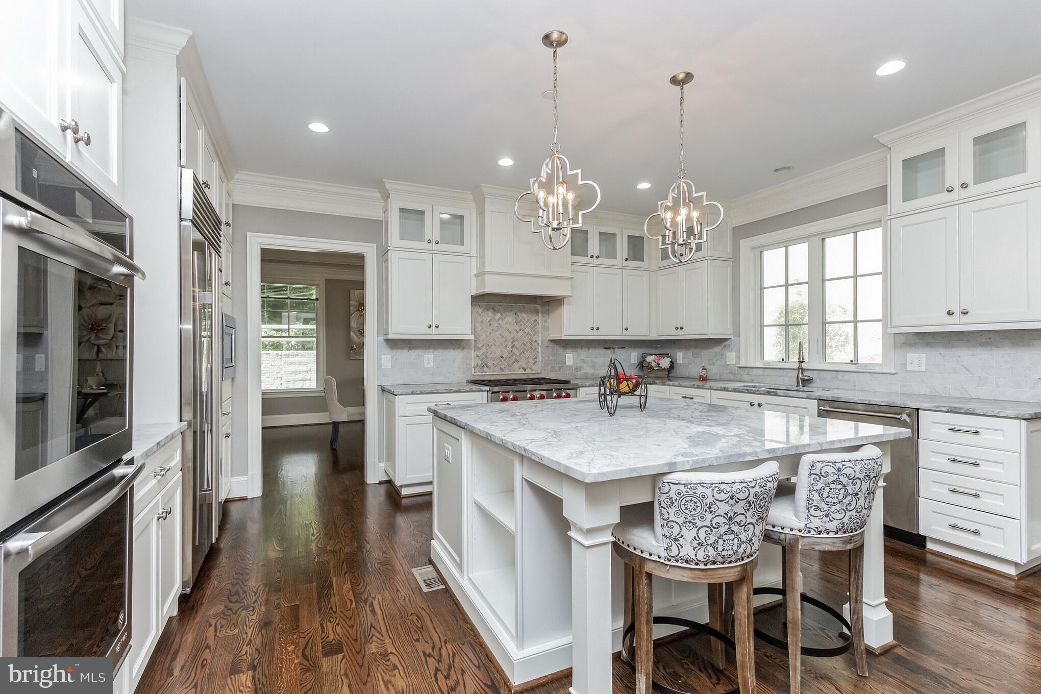 6351 Walhonding Road Bethesda, MD 20816 - Photo 11 of 62