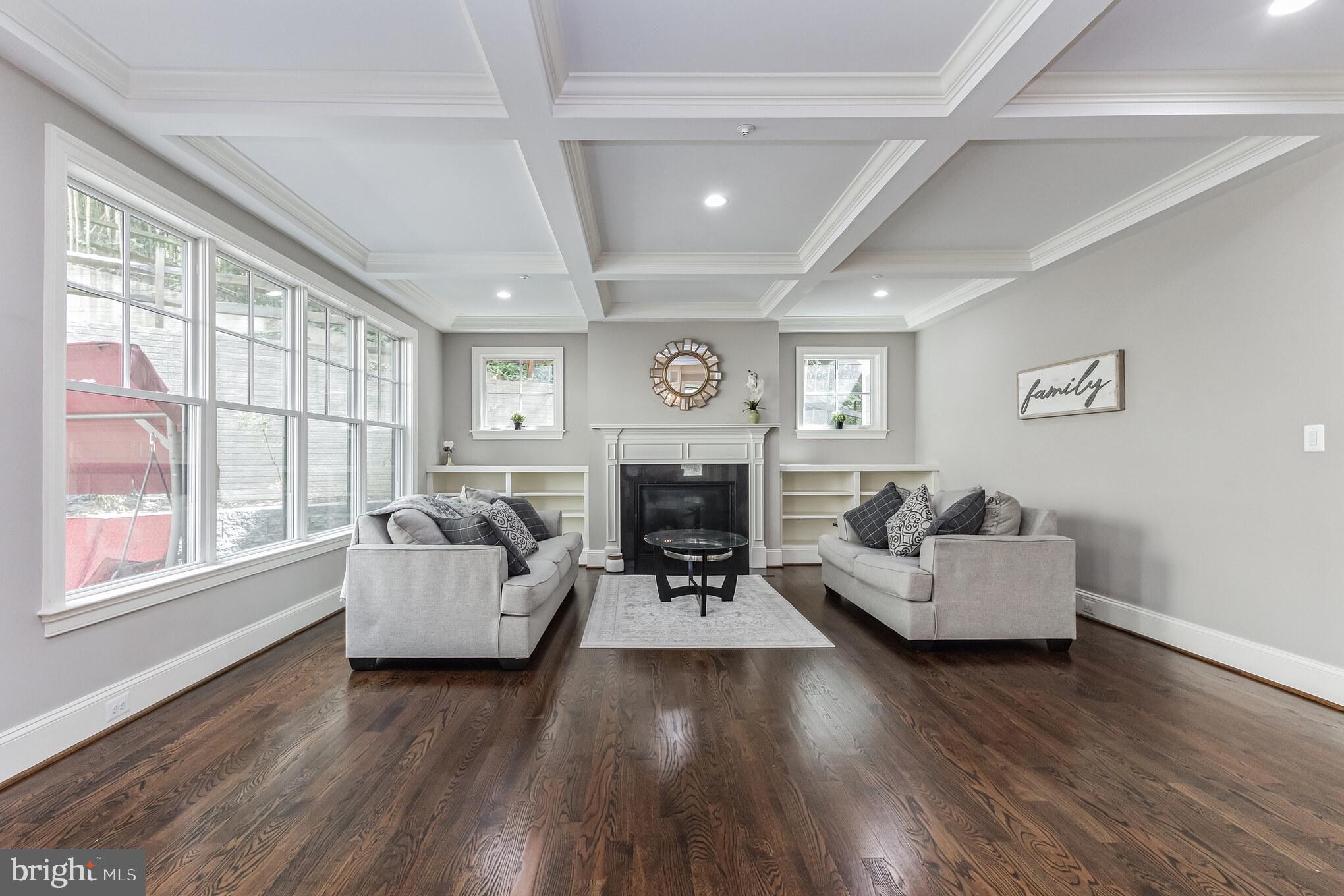 6351 Walhonding Road Bethesda, MD 20816 - Photo 17 of 62