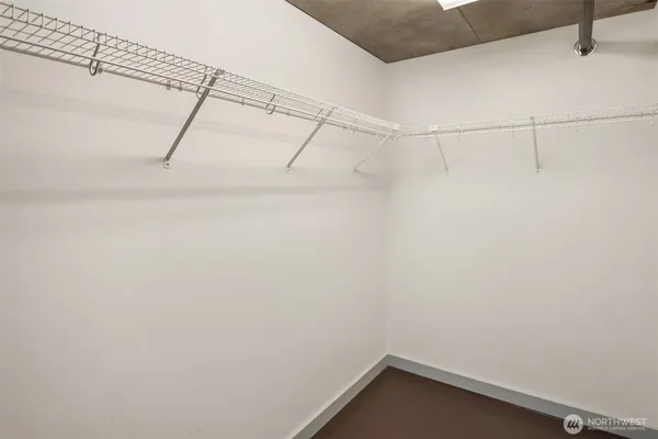 $525,000 | 401 9th Avenue North, Unit 102, Seattle, WA 98109