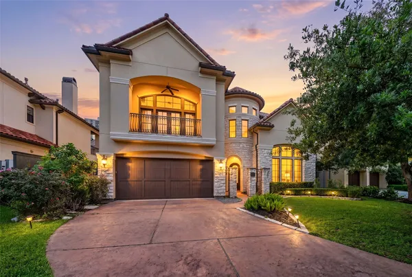 $2,680,000 | 2400 Avalon Place, Houston, TX 77019