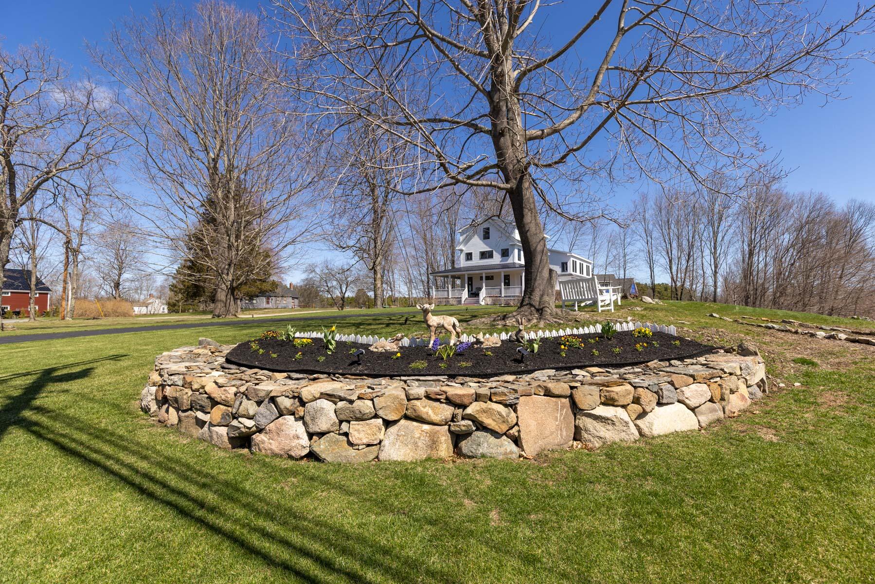 1352 State Road Eliot, ME 03903 - Photo 49 of 55 1
