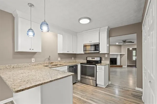 $1,850 | 326 Farm Pl Court Northeast, Woodstock, GA 30188