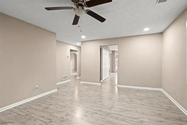 $1,850 | 326 Farm Pl Court Northeast, Woodstock, GA 30188