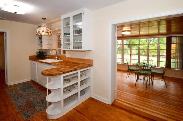 $795,000 | 160 Bayshore Drive, Terra Ceia, FL 34250