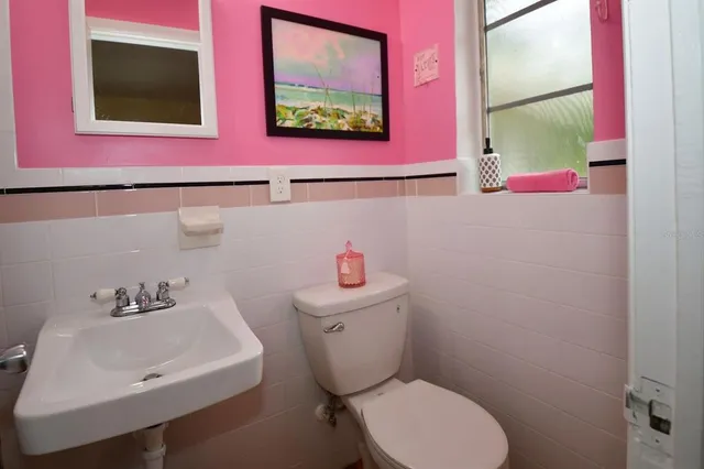 $795,000 | 160 Bayshore Drive, Terra Ceia, FL 34250