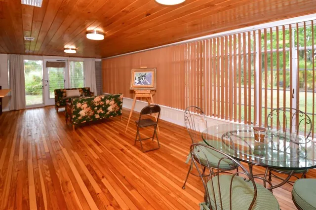 $795,000 | 160 Bayshore Drive, Terra Ceia, FL 34250