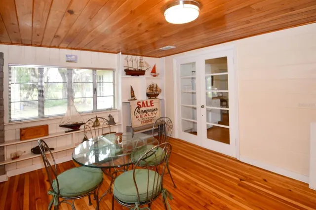 $795,000 | 160 Bayshore Drive, Terra Ceia, FL 34250