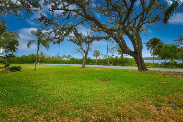 $795,000 | 160 Bayshore Drive, Terra Ceia, FL 34250