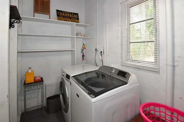 $795,000 | 160 Bayshore Drive, Terra Ceia, FL 34250