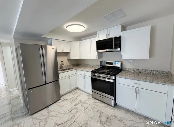 $2,200 | 267 Branford Road, Unit 103, North Branford, CT 06471