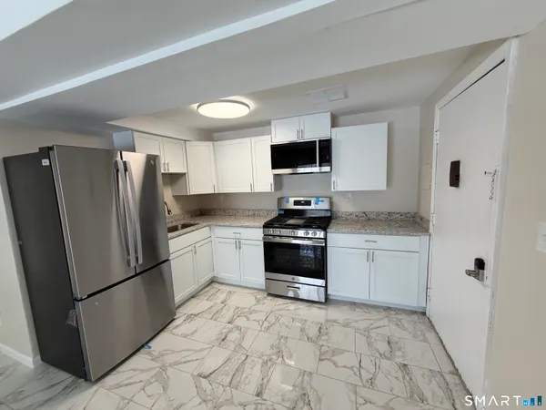 $2,200 | 267 Branford Road, Unit 103, North Branford, CT 06471