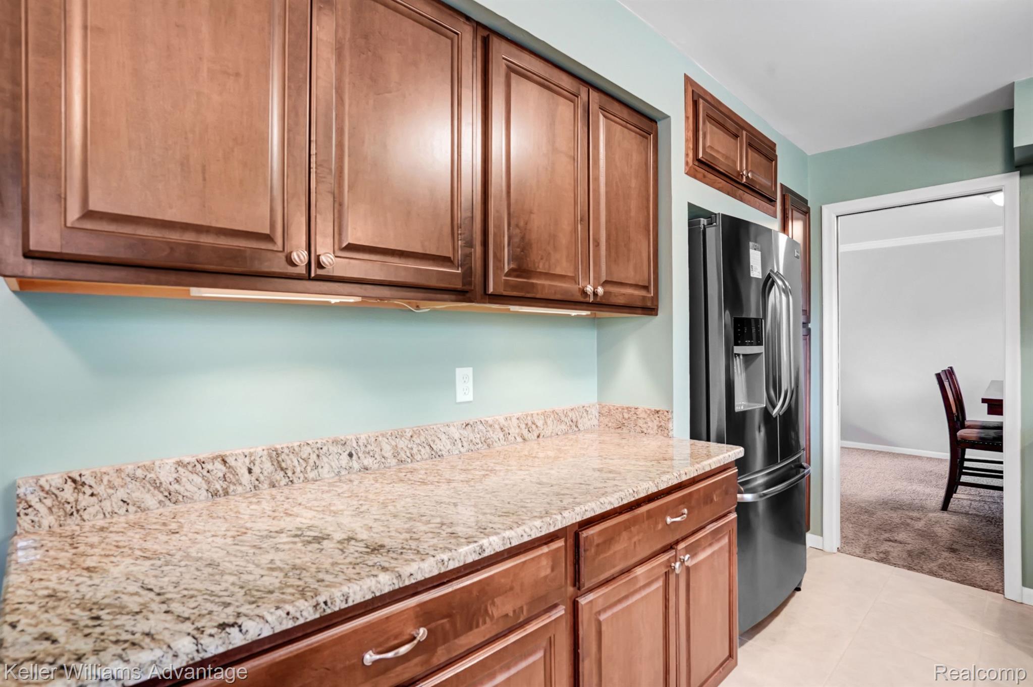 36303 Curtis Road Livonia, MI 48152 - Photo 13 of 40 Gallery Image 13