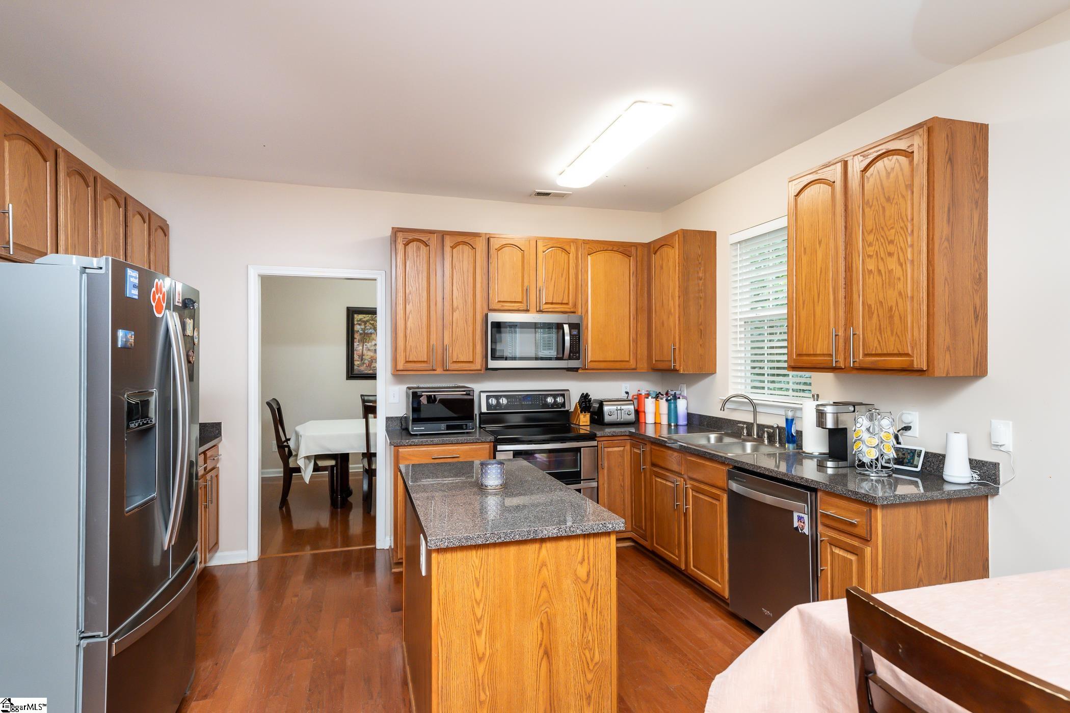 30 Killarney Lane Greer, SC 29650 - Photo 8 of 36 Gallery Image 8