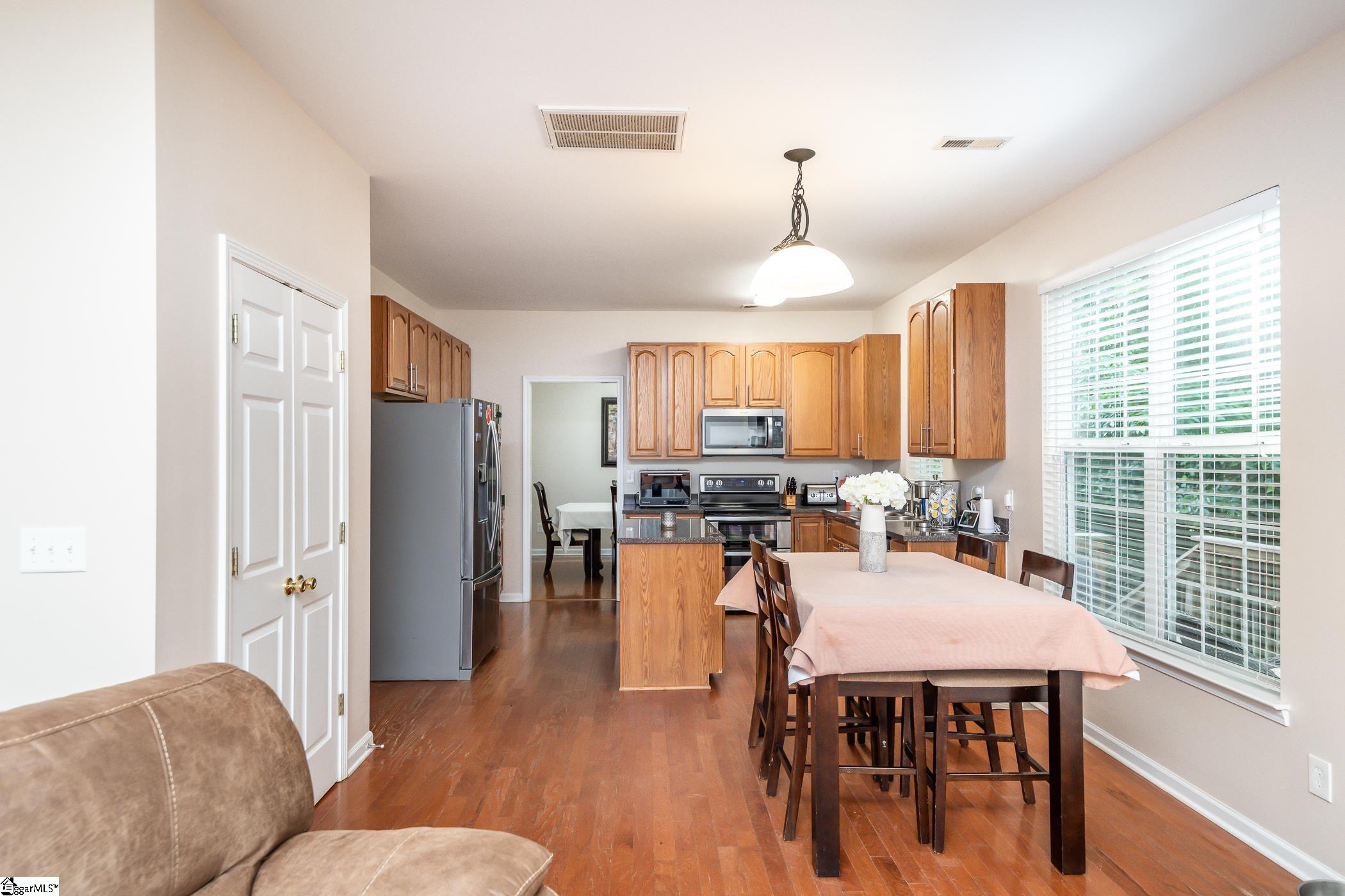 30 Killarney Lane Greer, SC 29650 - Photo 9 of 36 Gallery Image 9
