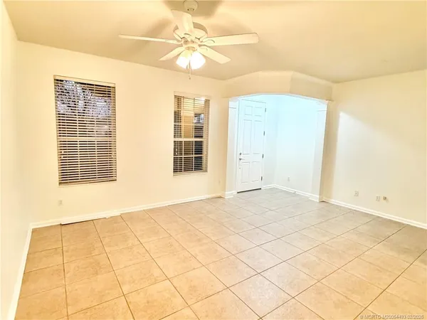 $440,000 | 12804 Salomon Cove Drive, Windermere, FL 34786