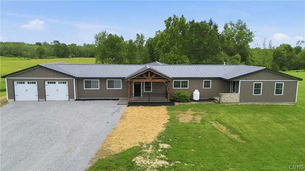 $494,000 | 908 Newport-Gray Road, Newport, NY 13416