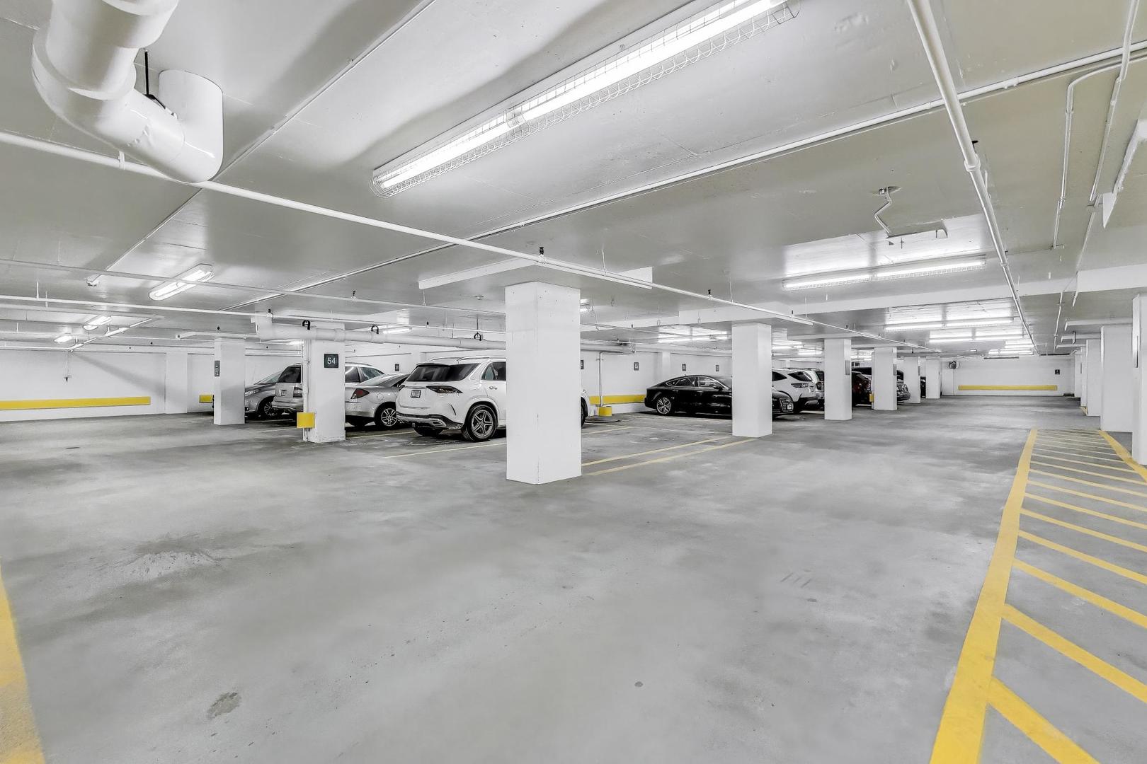 360 East Randolph Street, Unit 1007 Chicago, IL 60601 - Photo 27 of 28 a view of parking area