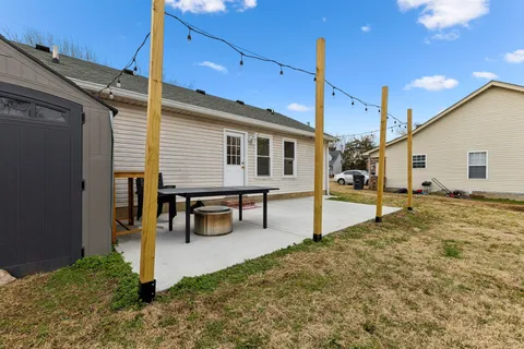 $319,900 | 3124 Weatherstone Cove West, Antioch, TN 37013