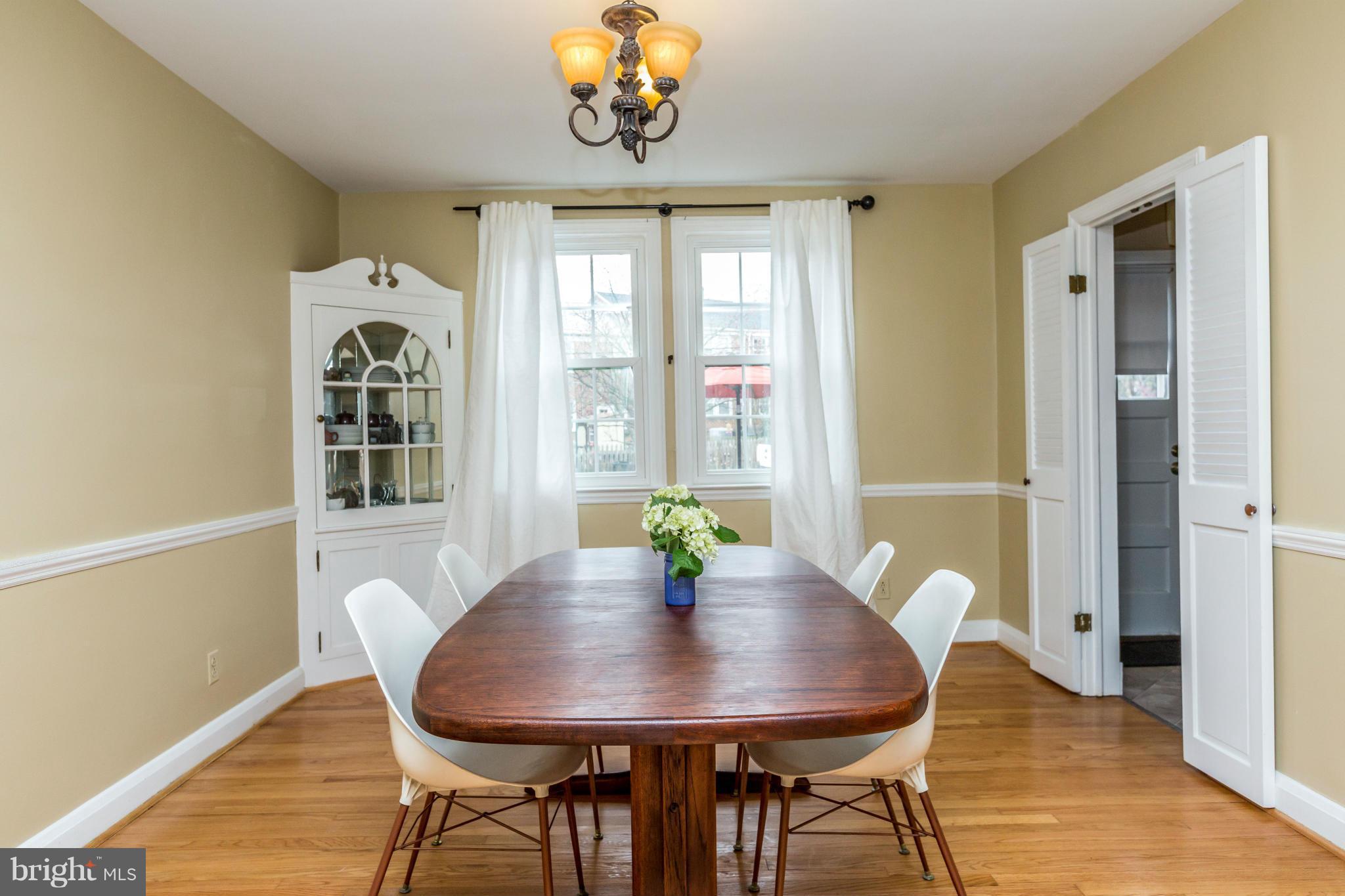 216 Gaywood Road Baltimore, MD 21212 - Photo 5 of 30 Dining Room