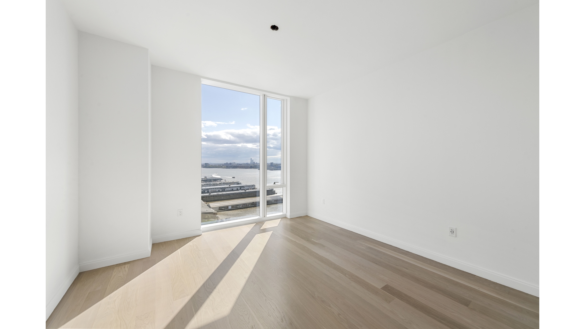 10 Riverside Boulevard, Unit 33F Manhattan, NY 10069 - Photo 12 of 15