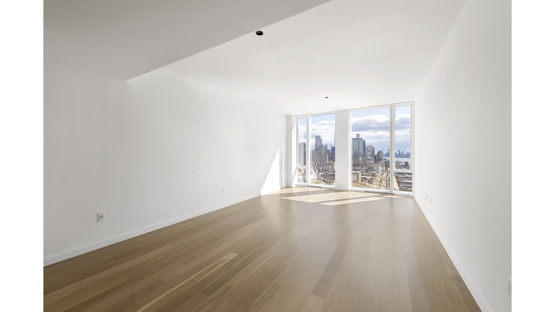 10 Riverside Boulevard, Unit 33F Manhattan, NY 10069 - Photo 5 of 15