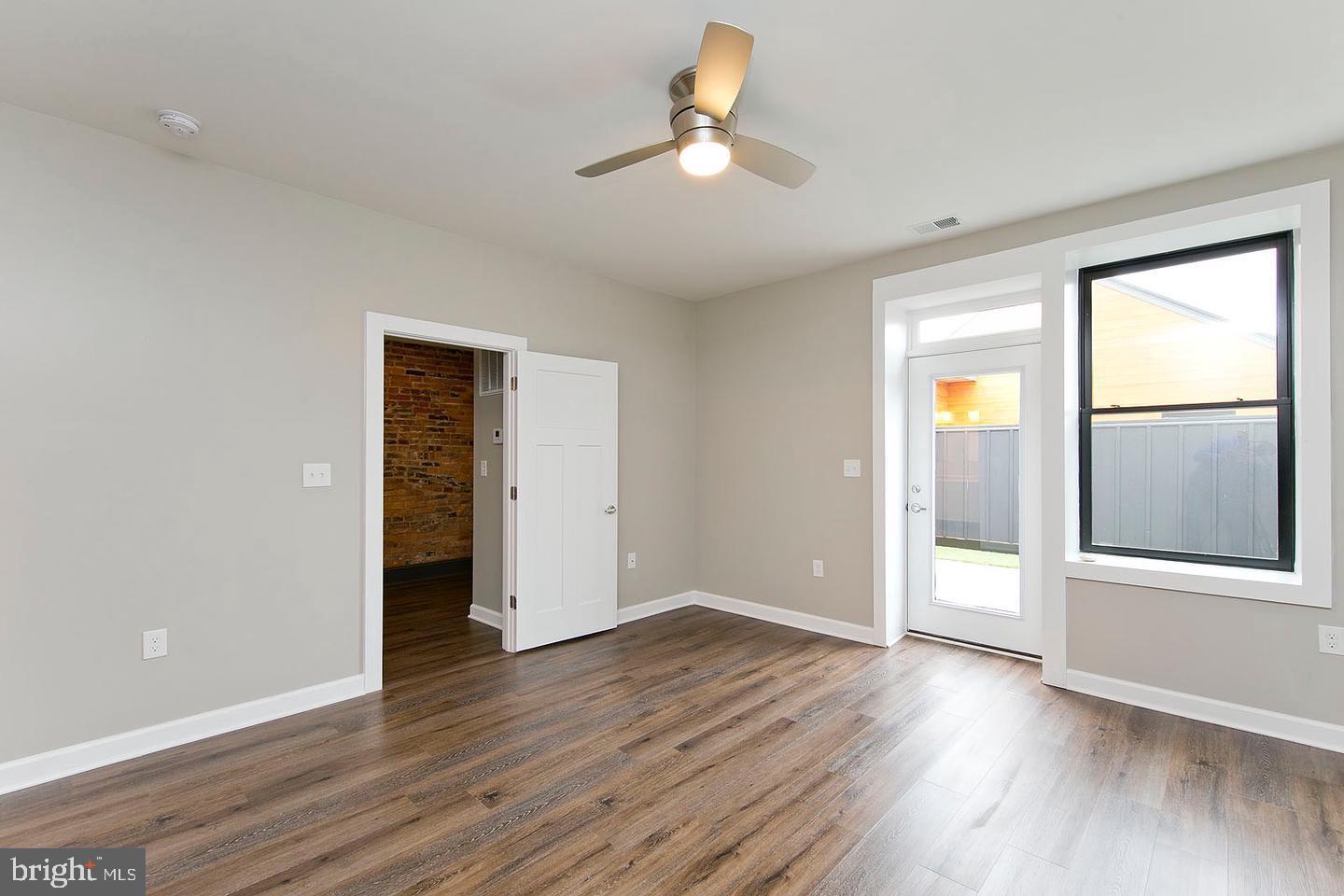 160 North Loudoun Street, Unit 301 Winchester, VA 22601 - Photo 14 of 23