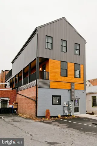 $2,200 | 160 North Loudoun Street, Unit 301, Winchester, VA 22601