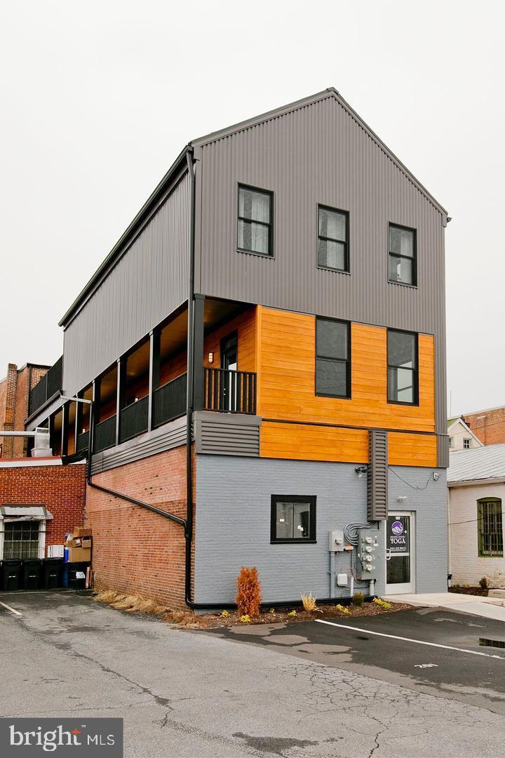 160 North Loudoun Street, Unit 301 Winchester, VA 22601 - Photo 23 of 23