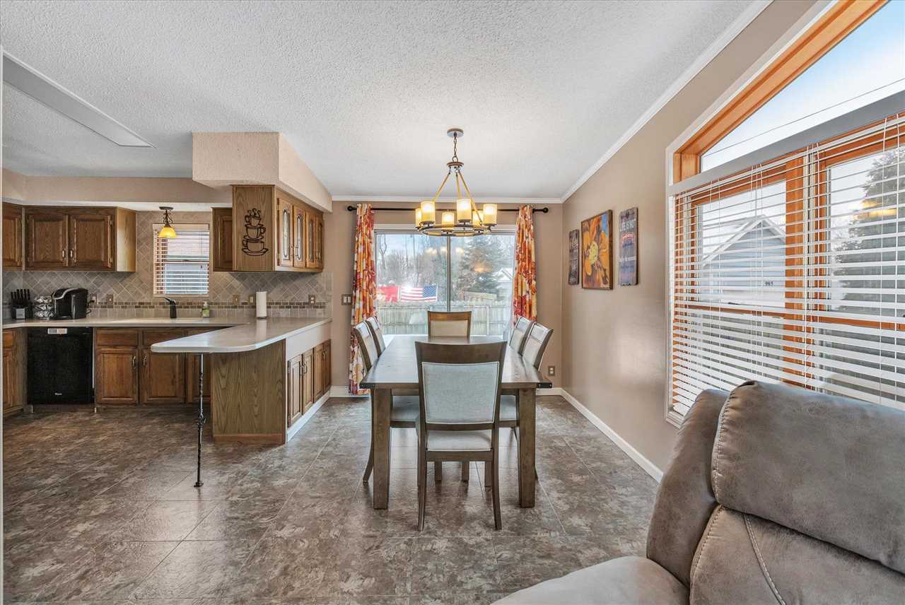 983 Pine Road Bay City, MI 48706 - Photo 11 of 56 Gallery Image 11