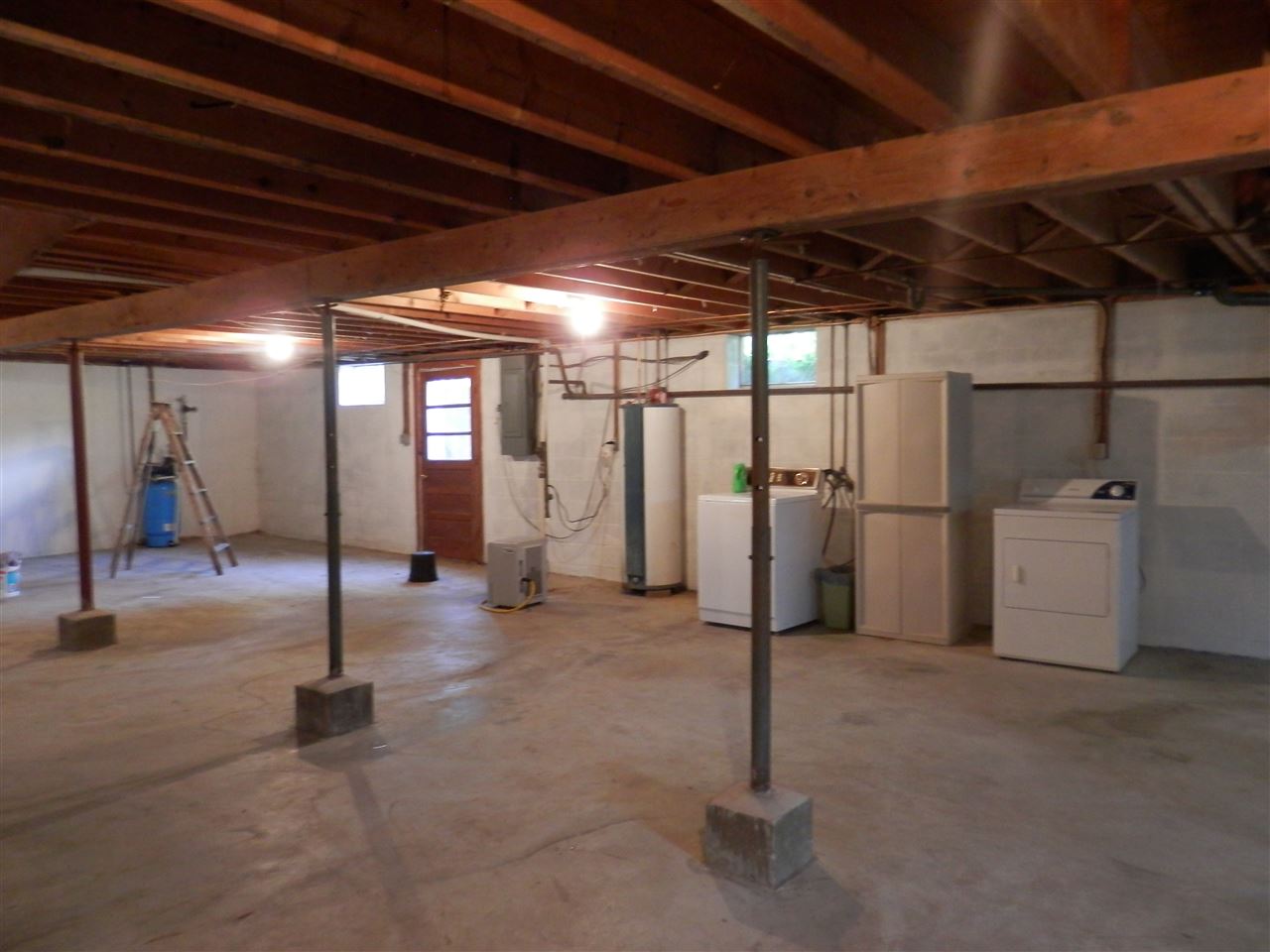 585 Rittenour Road Edinburg, VA 22824 - Photo 17 of 18 a view of a room with gym equipment