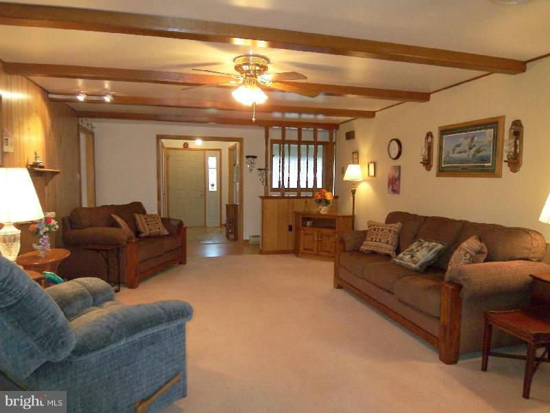4149 Highland Ridge Road Berkeley Springs, WV 25411 - Photo 23 of 26 Family Room