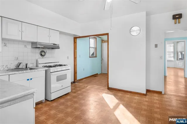 $659,900 | 44-46 Richards Street, Newark, NJ 07105