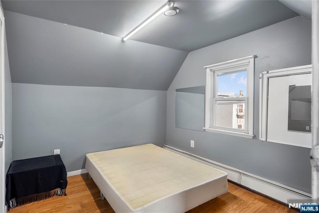 44-46 Richards Street Newark, NJ 07105 - Photo 10 of 18