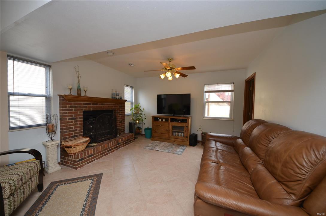 862 Misty Valley Road O'Fallon, IL 62269 - Photo 20 of 30 Gallery Image 20