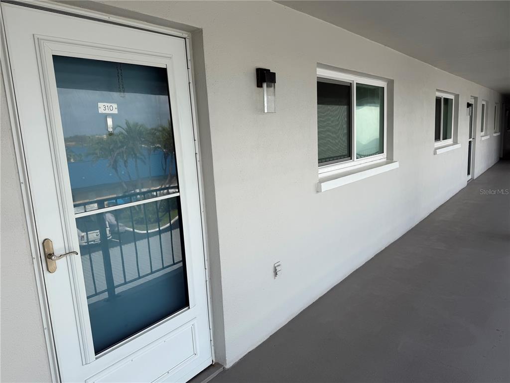 649 South Tamiami Trail, Unit 310 Venice, FL 34285 - Photo 2 of 15