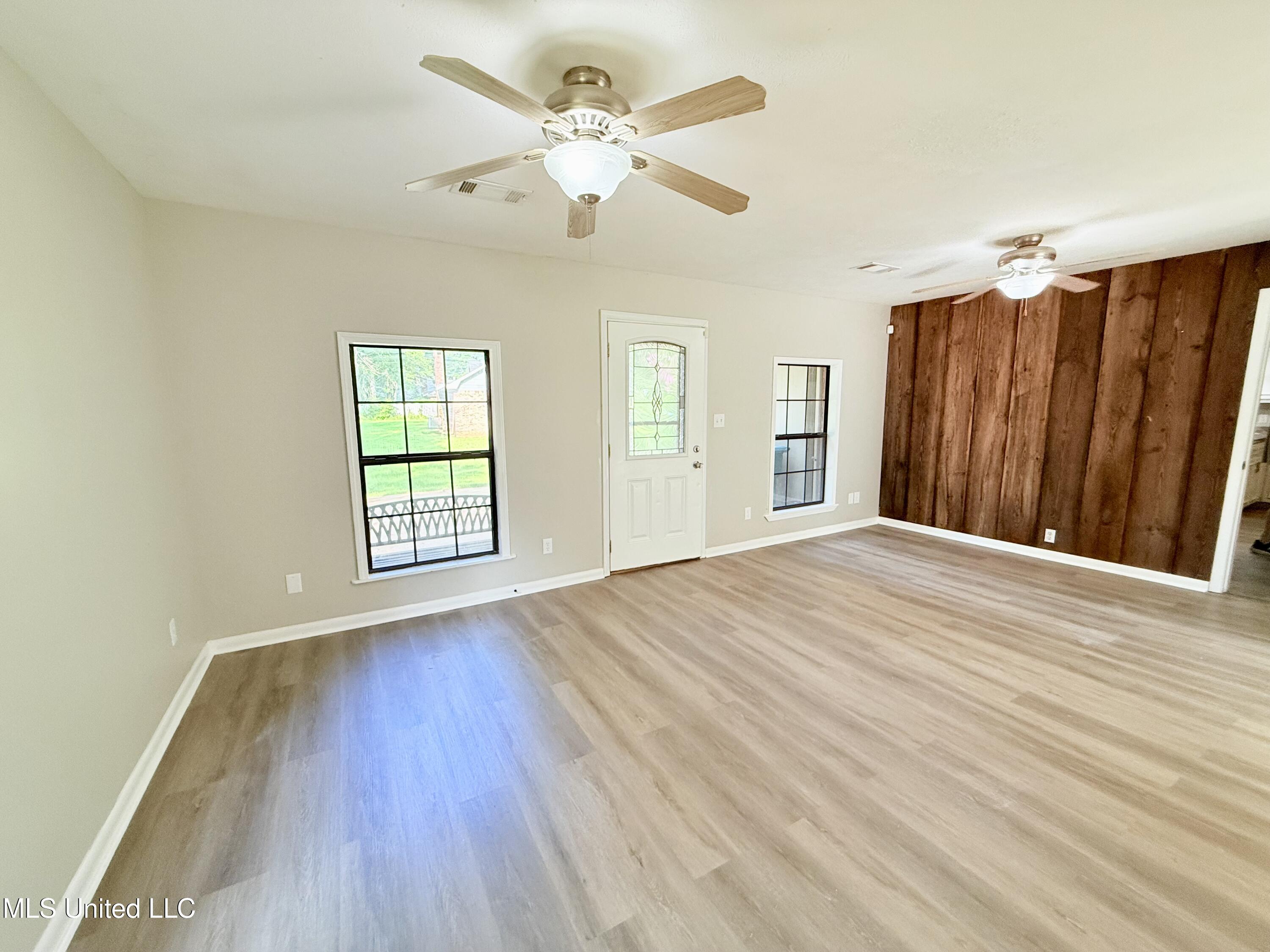 270 Pebblecreek Road Grenada, MS 38901 - Photo 11 of 34 IMG_8471