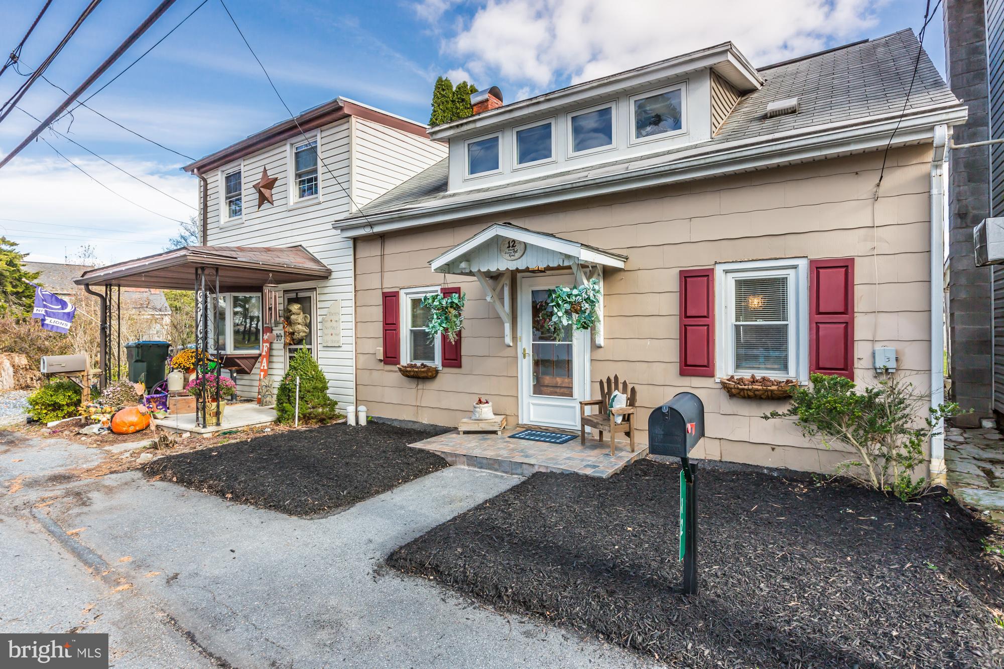 12 South Zinns Mill Road Lebanon, PA 17042 - Photo 2 of 26 Gallery Image 2