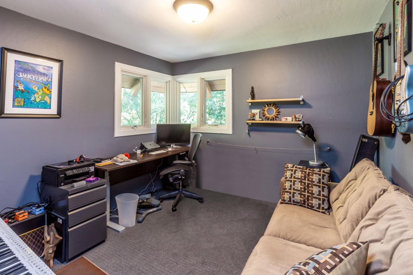 25255 Apple Hill Road Los Gatos, CA 95033 - Photo 11 of 47 a livingroom with workspace and a window
