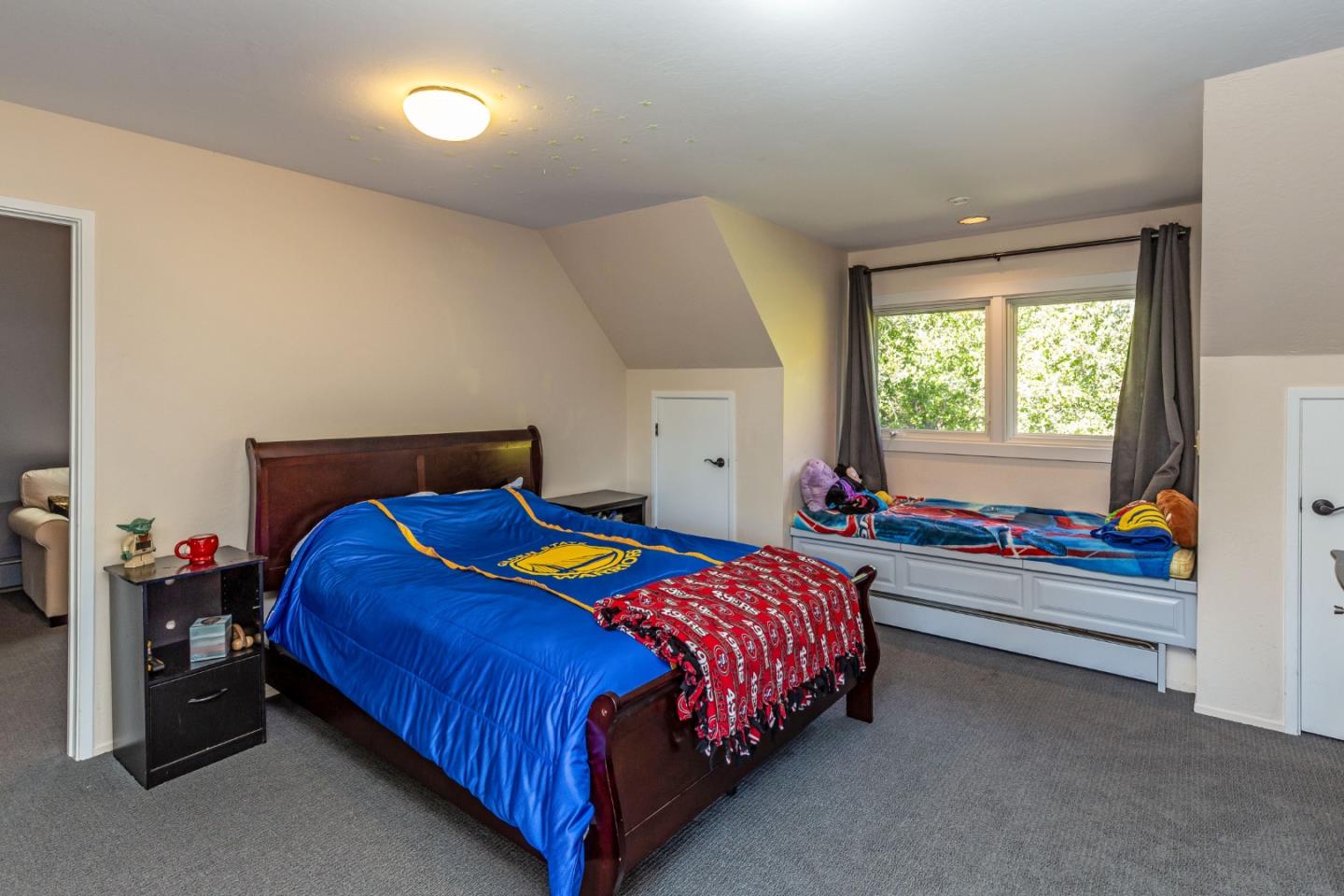 25255 Apple Hill Road Los Gatos, CA 95033 - Photo 20 of 47 a bedroom with a bed and window