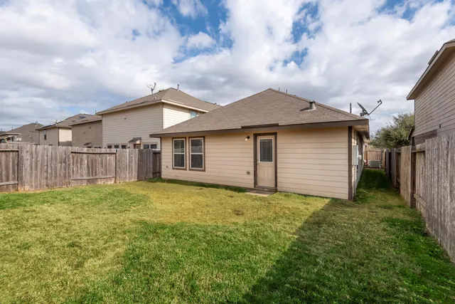 $1,595 | 17131 Falcons Nest Landing Drive, Hockley, TX 77447