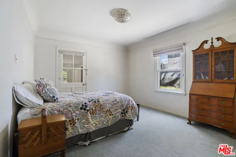 $1,549,000 | Undisclosed Address, Sherman Oaks, CA 91423