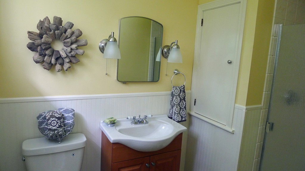 271 Newton Road Springfield, MA 01118 - Photo 17 of 30