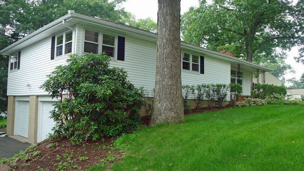 271 Newton Road Springfield, MA 01118 - Photo 25 of 30