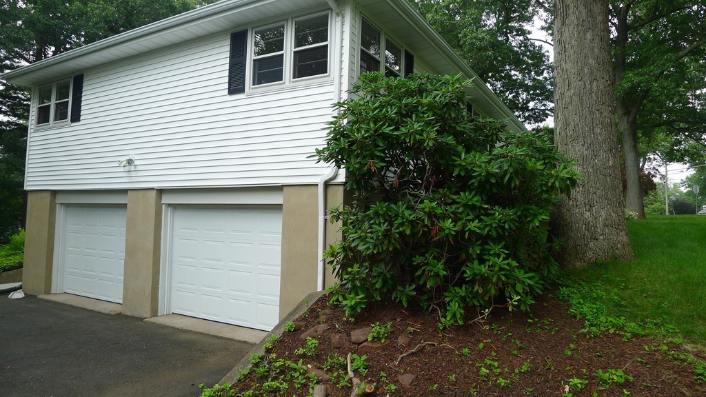 271 Newton Road Springfield, MA 01118 - Photo 29 of 30