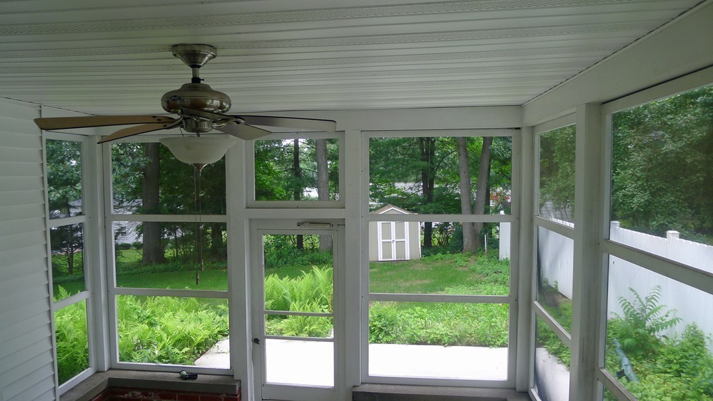 271 Newton Road Springfield, MA 01118 - Photo 9 of 30