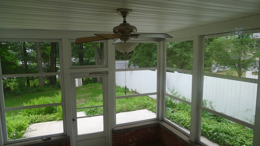 271 Newton Road Springfield, MA 01118 - Photo 10 of 30