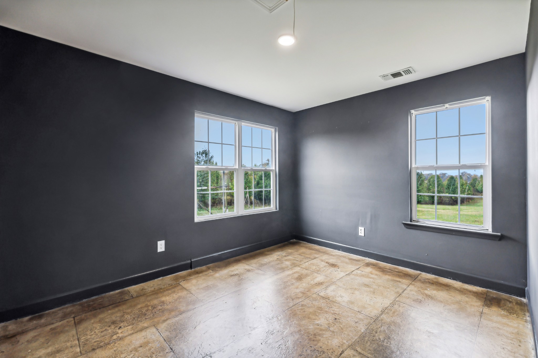 3772 Beasleys Bend Road Lebanon, TN 37087 - Photo 16 of 25 a view of an empty room with a window