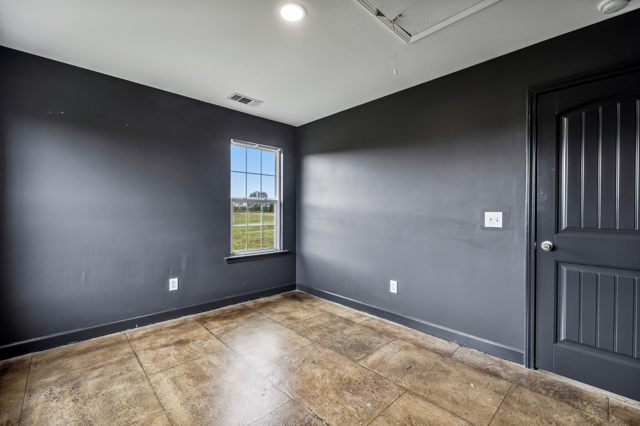 3772 Beasleys Bend Road Lebanon, TN 37087 - Photo 18 of 25 a view of empty room with window