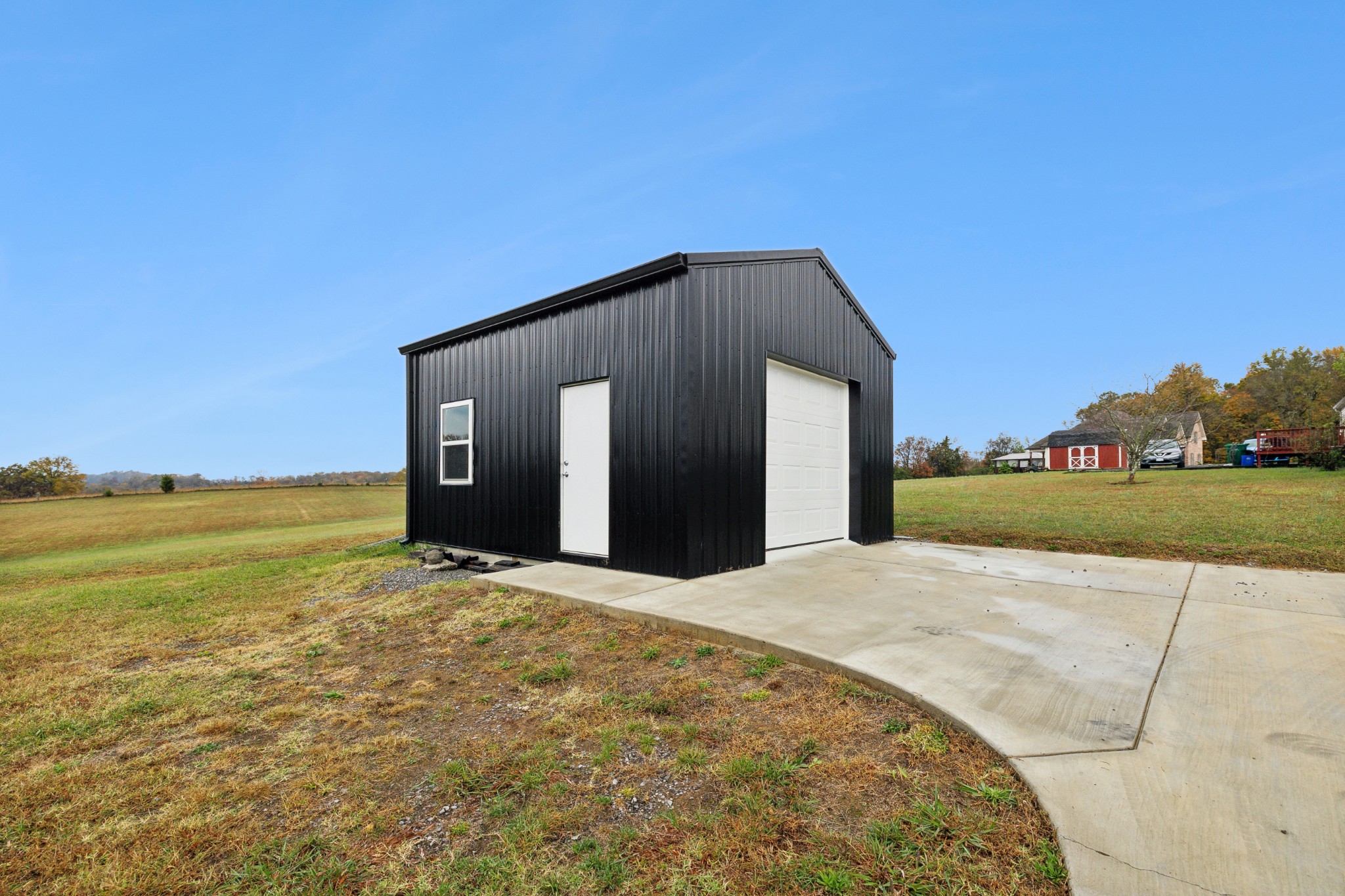 3772 Beasleys Bend Road Lebanon, TN 37087 - Photo 4 of 25 a view of an house with backyard