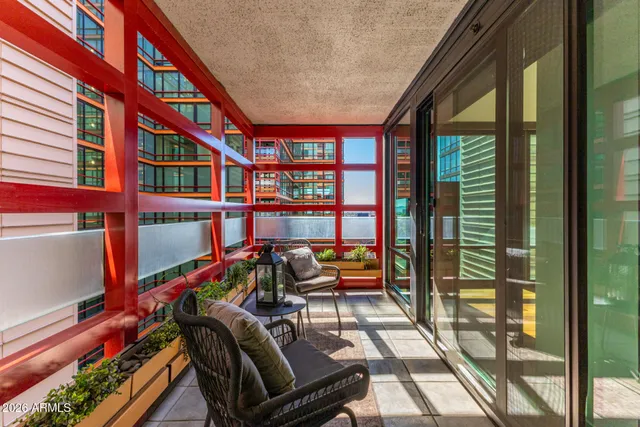 $1,150,000 | 4808 North 24th Street, Unit 821, Phoenix, AZ 85016